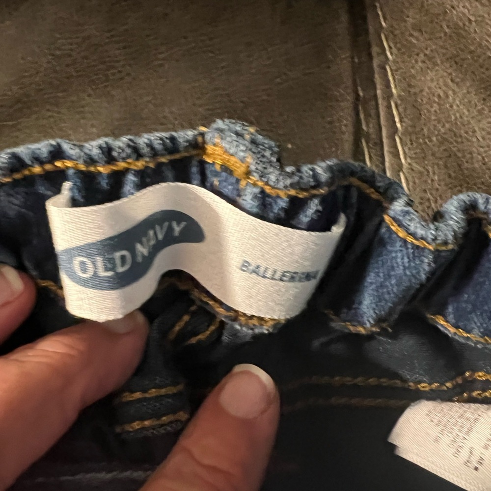2prs of Little Girls Pants - Picture 4 of 5